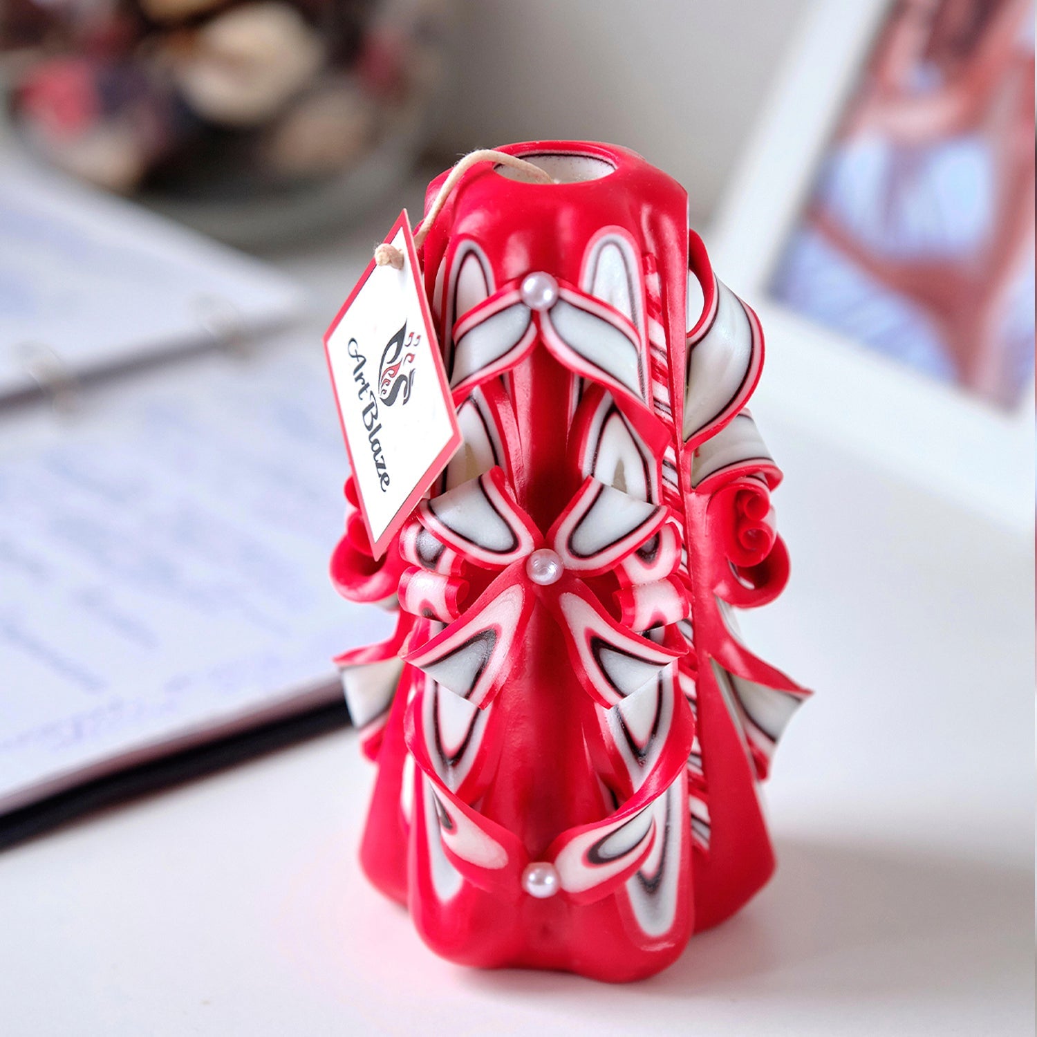 Vela tallada "Velas escarlatas" pequeña