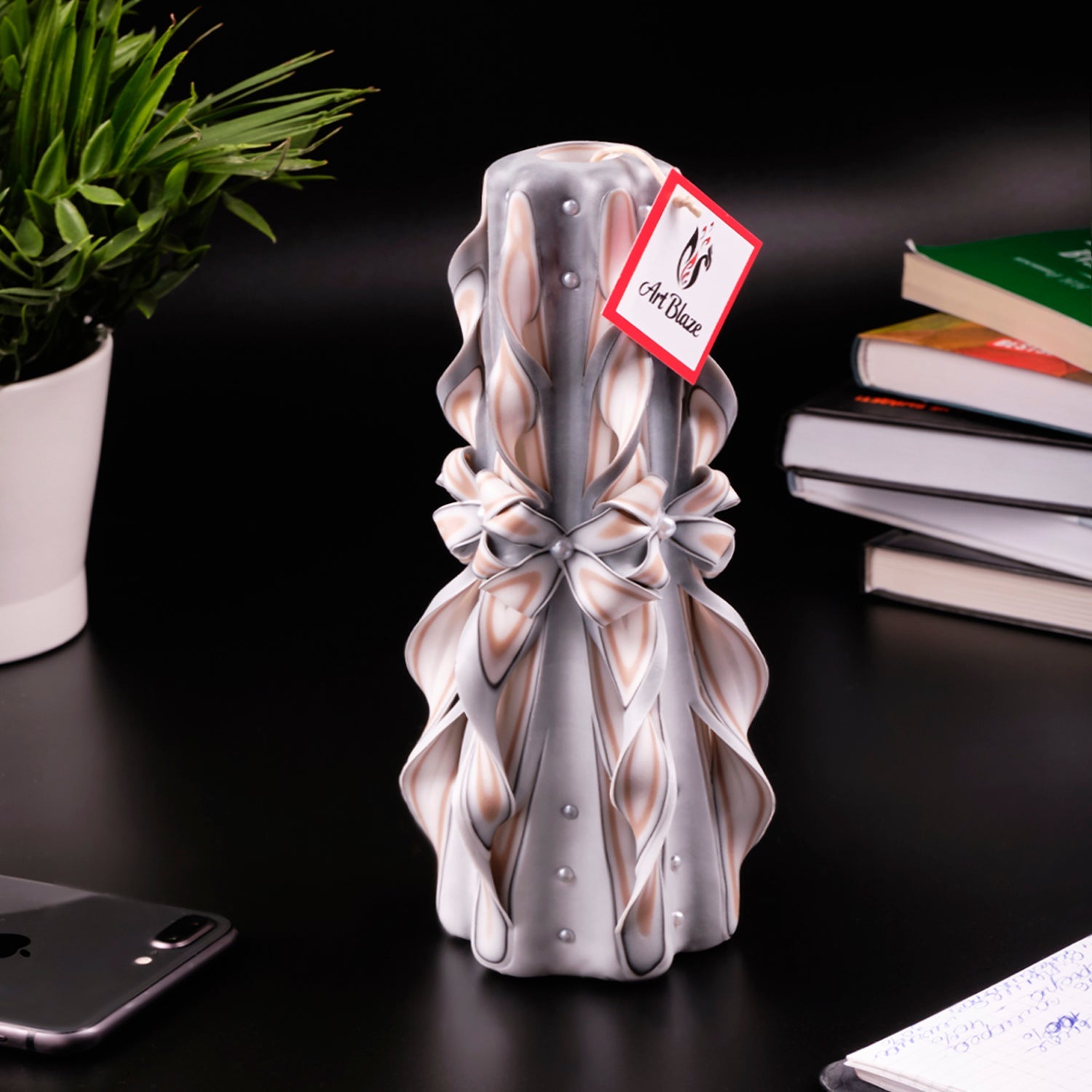 Vela tallada "Encaje delicado" grande