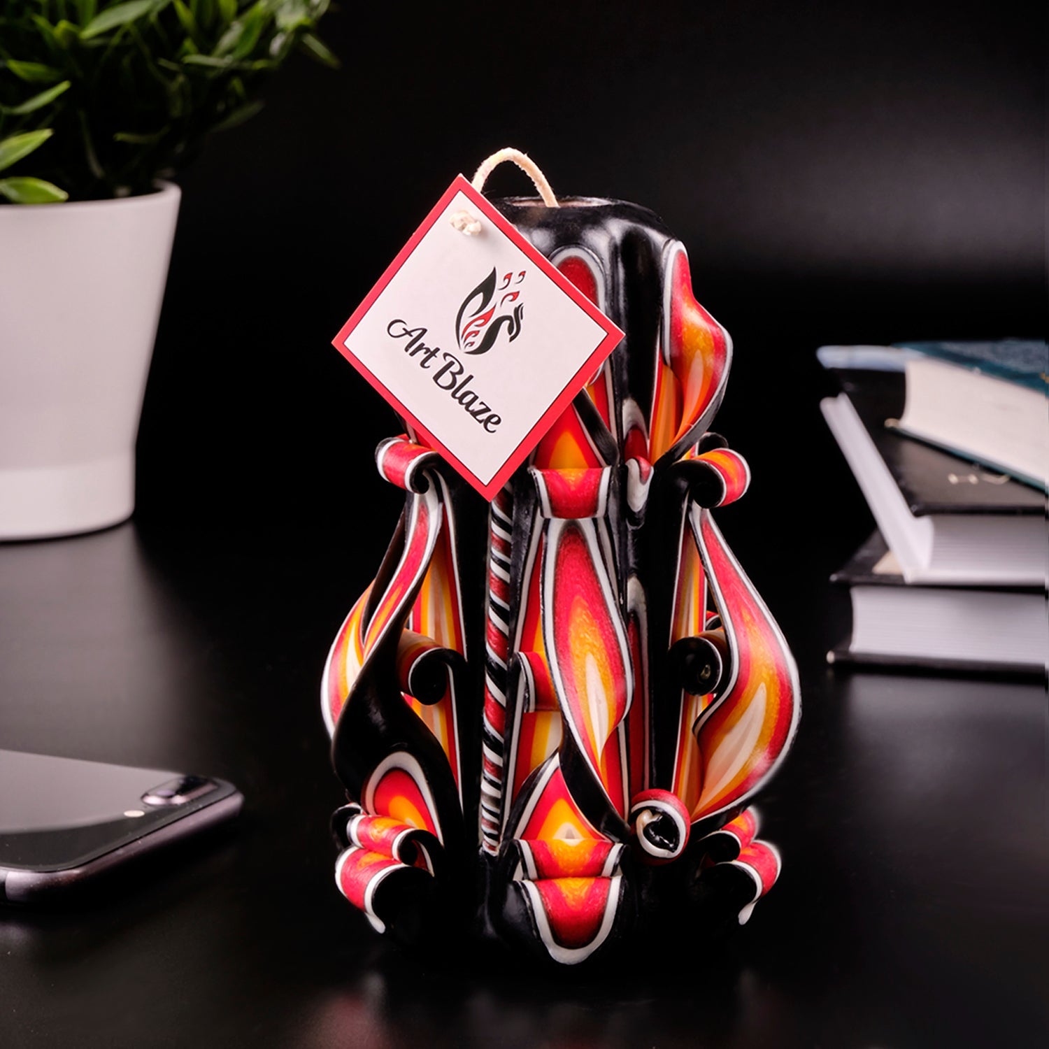 Vela tallada "Llama Ámbar" pequeña