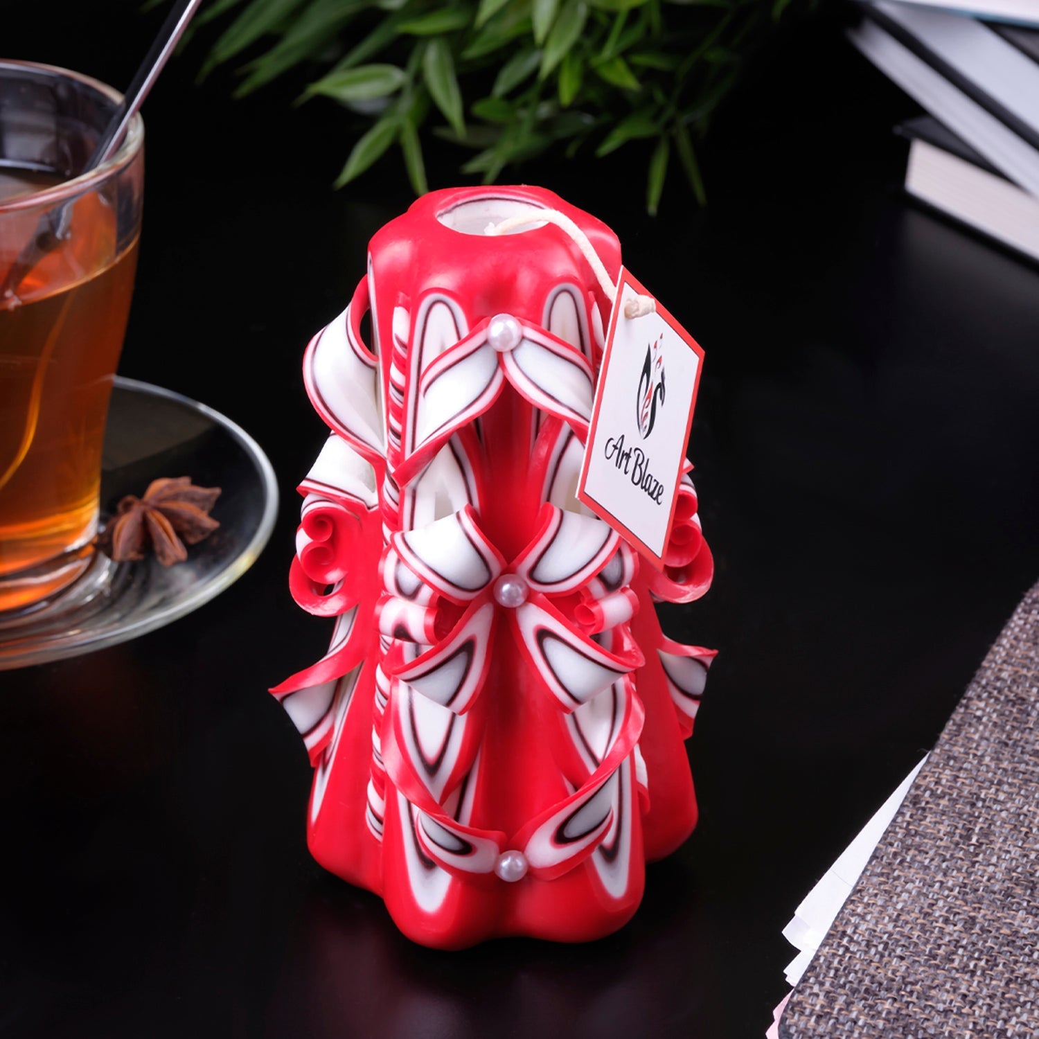 Vela tallada "Velas escarlatas" pequeña